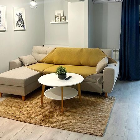 Zebra'S House Apartman Bukarest Kültér fotó