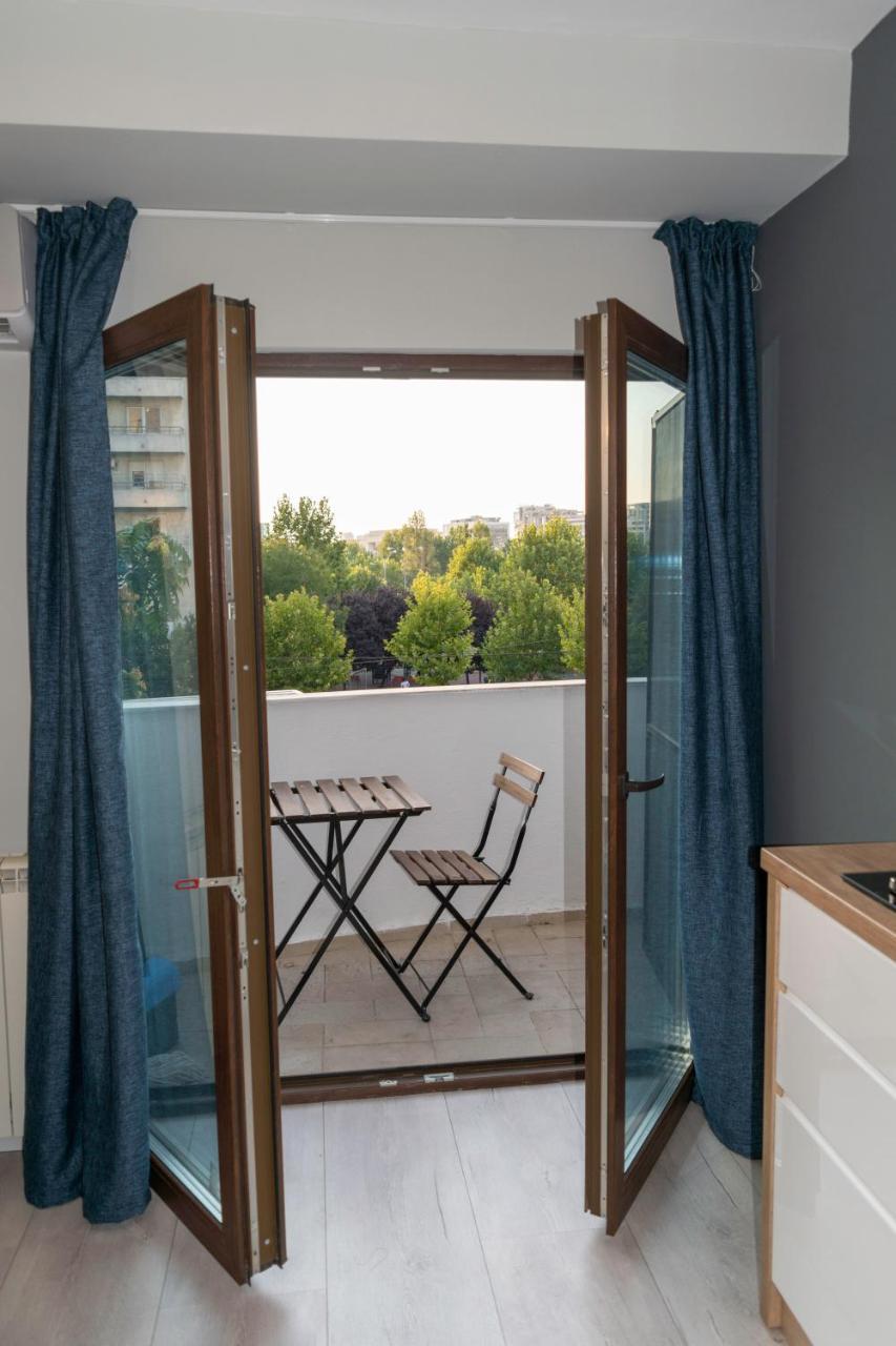 Zebra'S House Apartman Bukarest Kültér fotó
